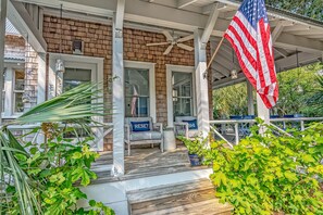 Southern Charm Cottage