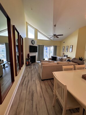 Dining living area 