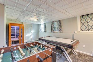 Game Room | Sauna | Foosball Table | Air Hockey Table