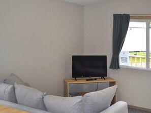 Living area | The Finch - Riverview Country Park, Forres