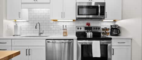 Fully equipped kitchen