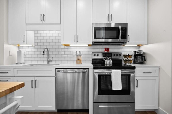 Fully equipped kitchen