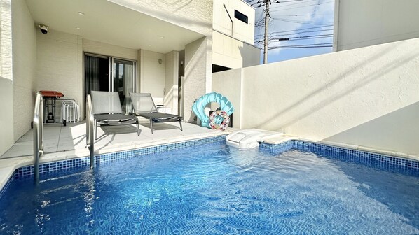 Private Pool