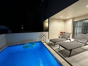 Private Pool