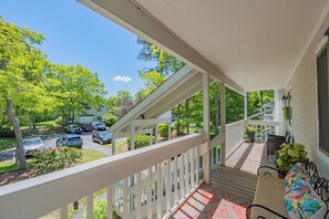 Front Entrance Porch