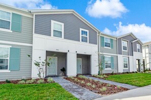 3966-lana-avenue--davenport--fl-33897---01