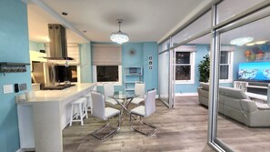 DINING ROOM WITH COUNTERTOP BAR