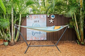13 web or mls 2740 sw 28th ave