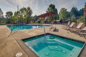 Trailhead II | Community Amenities | Seasonal Outdoor Pool & Hot Tub