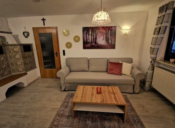 Ferienwohnung 1, bis 2 Personen, 55 qm, 1 Schlafzimmer-Wohnzimmer