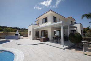 Shaded outside seating and dining area