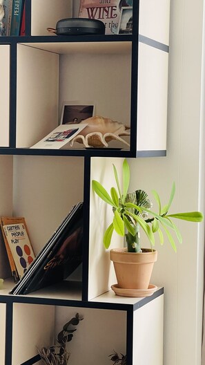 Room Detail
