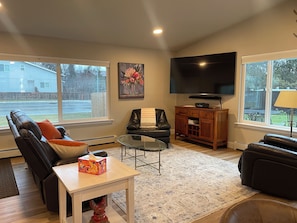 Living room, 75” tv!