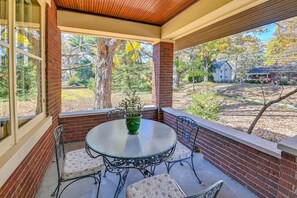 Covered Front Porch