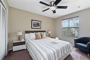 2nd bedroom with a lounge nook