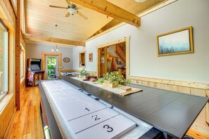 Spielezimmer