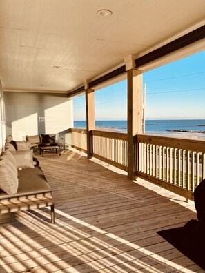 Plenty of sitting arrangements in patio