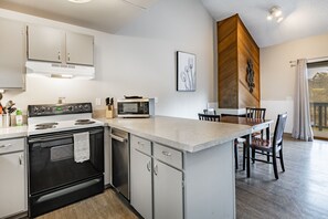 full kitchen