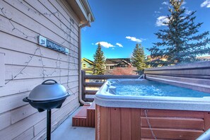 Bear Hollow 5482: Outdoor Hot Tub: "Relax soak under the stars, perfect end to the."