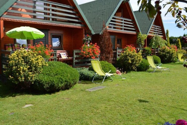 Garden [summer]