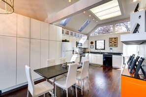 Dining Area/Kitchen | Single-Story Condo | 2nd-Floor Unit | Central A/C & Heat
