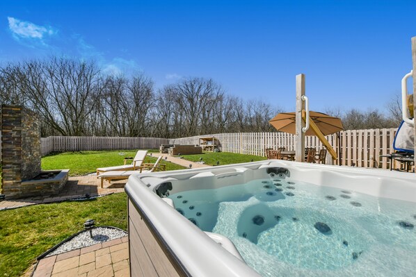 8 person hot tub. Open all year round.