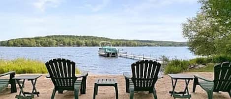 Intermediate lake, pontoon for rent. Sandy beach, clear water for swimming.