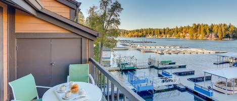 Lake Arrowhead Vacation Rental | 2BR | 3BA | 1,714 Sq Ft | Step-Free Entry