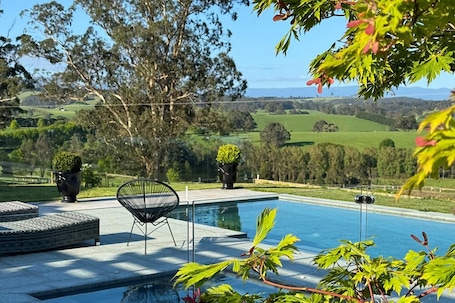 Wake up to Stunning Views
