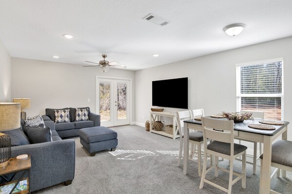 Living and dining area