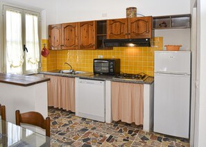 Kitchen-Ginestra 1-Elba Island