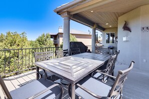 Deck | Sierra Blanca Mountain Views