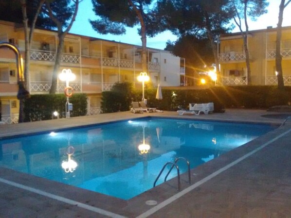 Pool