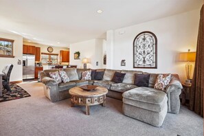 Living Room - Highland Greens 56 - Breckenridge Vacation Rental