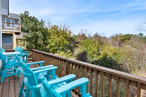 CLP113: Aqua Adventure | Mid Level Sun Deck