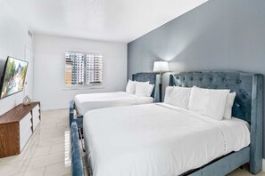 Specious bedroom with 2 queen size beds