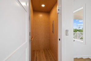 Elevator