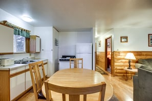 Kitchen & Dining Area | Keyless Entry