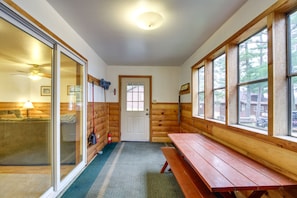 Sunroom & Indoor Front Entry