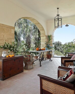 Activities, Amenities, Balcony / Terrace / Patio, Building Exterior, Facilities, Garden, Main Entrance, People, Pool, Spring, Summer, Wellness