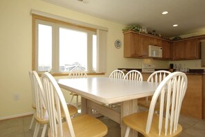 ,Dining Area,