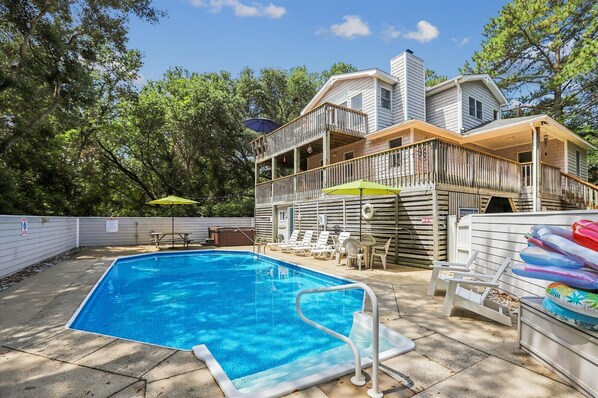 ,Pool,