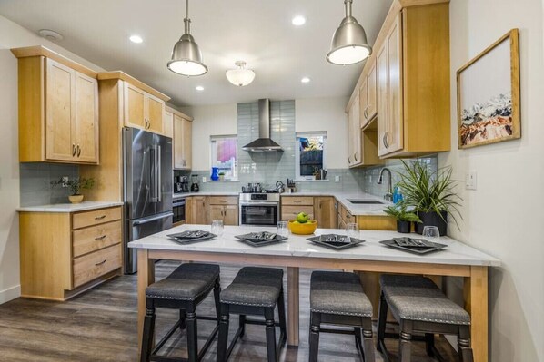 Spacious fully equipped kitchen