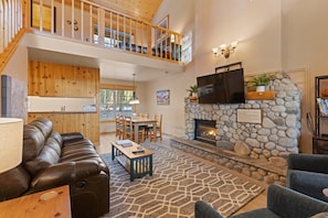 Living Room (1)