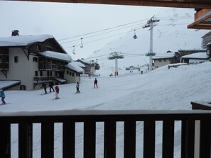 Snow and ski sports