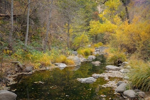 Oak Creek just steps away