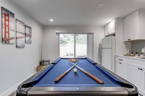 Spielezimmer