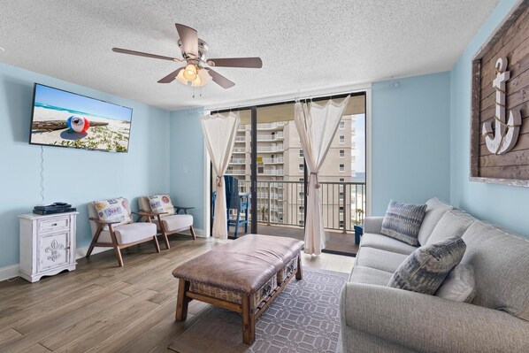 Welcome to Seaside Beach & Racquet Club 4711!
