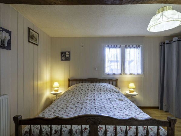 Propriété, Meubles, Cadre, Fenêtre, Confort, Ombre, Bois, Bâtiment, Textile, Design Intérieur