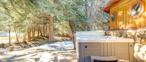 Idaho Springs Vacation Rental | 3BR | 3.5BA | 1 Step Required | 1,891 Sq Ft